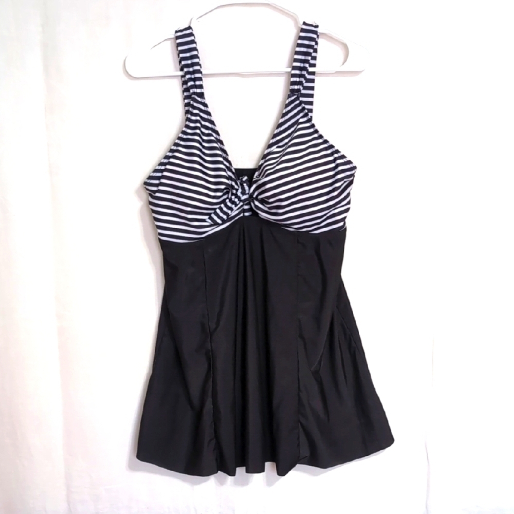 Unbranded Black White Striped Tie Front Swim Dress WITHOUT BOTTOMS Size 1x